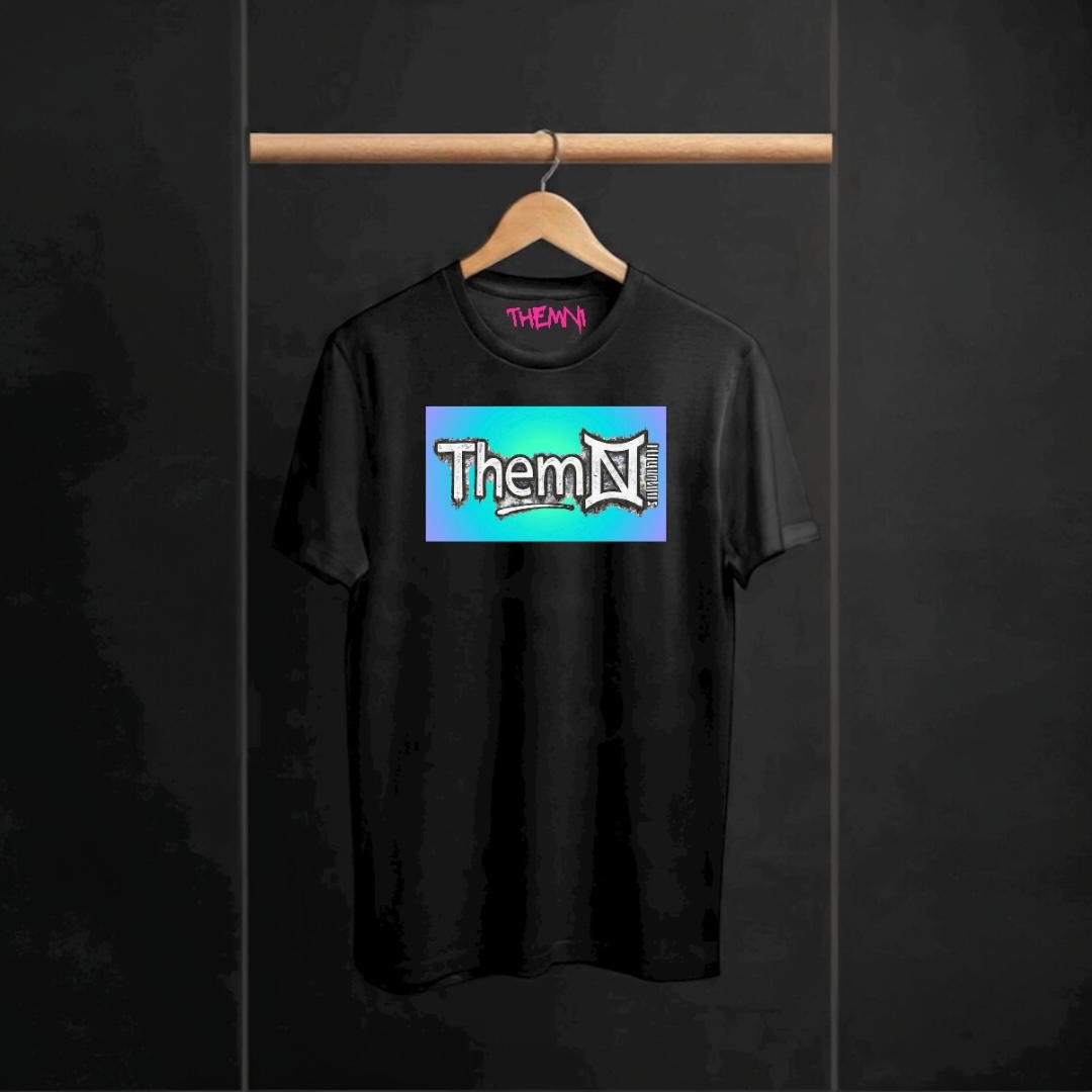 Black short sleeve turquoise Aura